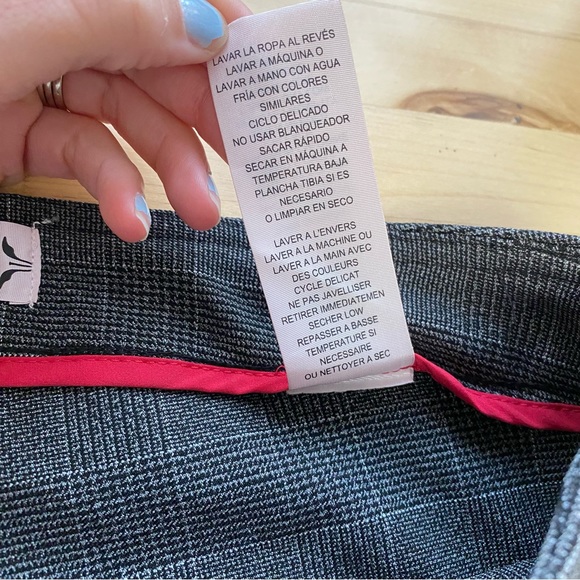 Nanette Lepore Plaid Pull On Stretch Tapered Fall Preppy Chic Trouser Pants Gray - Picture 6 of 9